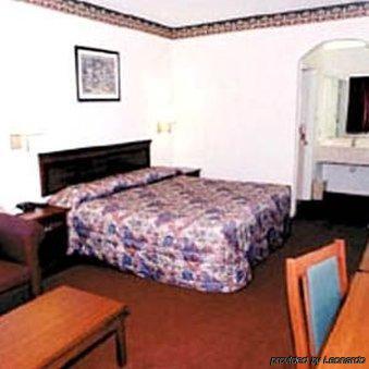 Budget Host Hempstead Inn Brookhollow/Energy Corridor Houston Room photo